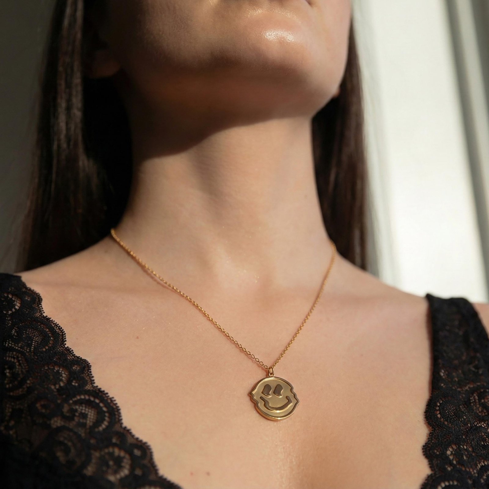 Eriyen Gülen Yüz Kolye | 925 Gümüş